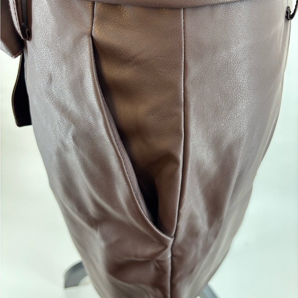 NWT Banana Republic Vegan Soft Brown Leather Skirt Machine Wash Size 10 Pockets - Picture 5 of 5